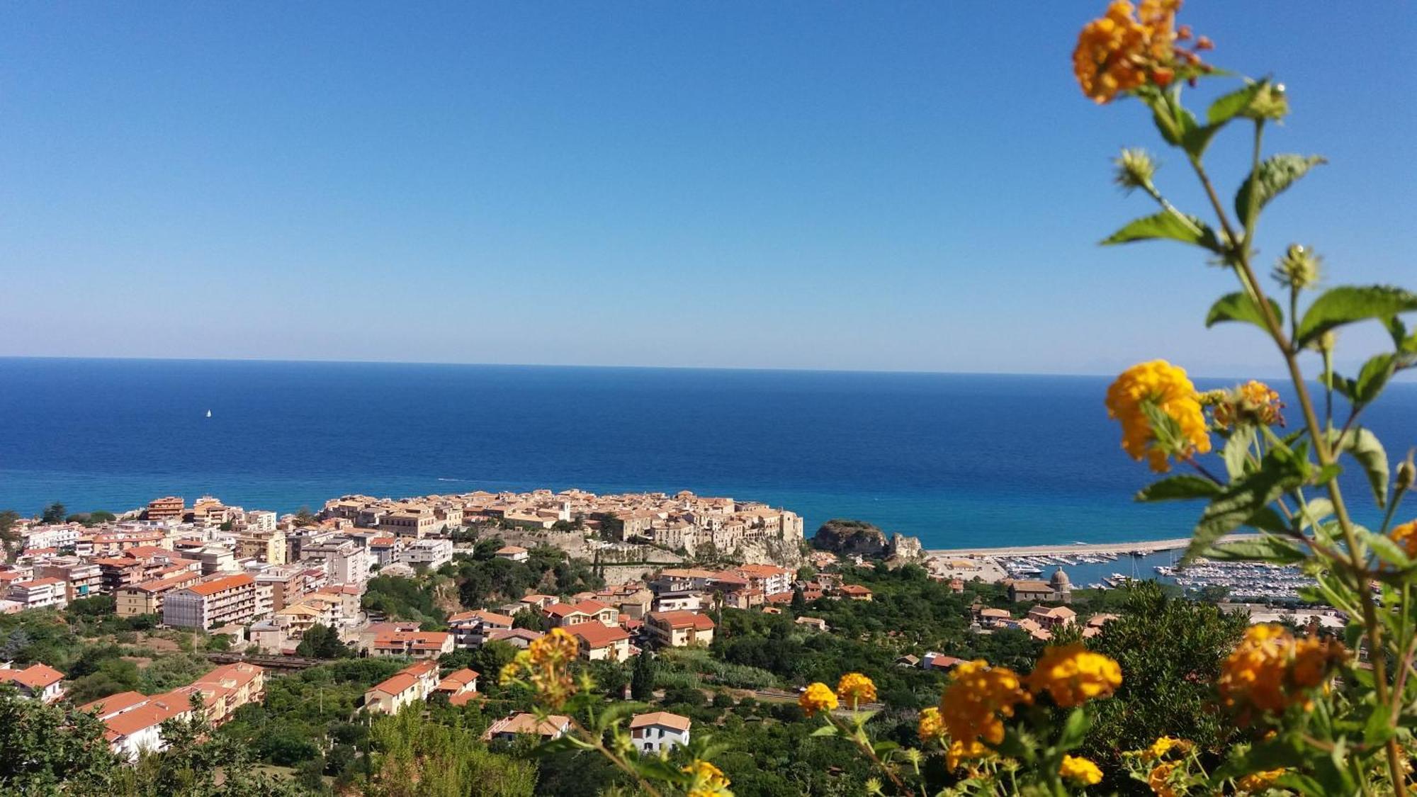 Le Mulinare - Bed & Breakfast Drapia Dış mekan fotoğraf